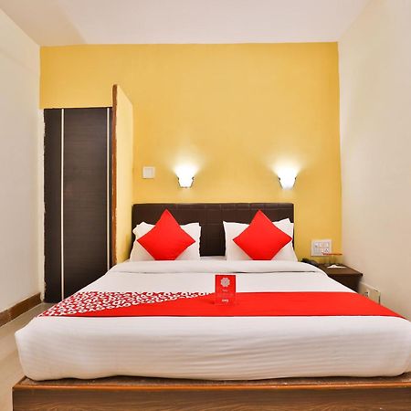Hotel O Utsav Vadodara Ngoại thất bức ảnh